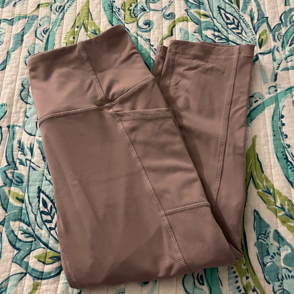 Yoga capris